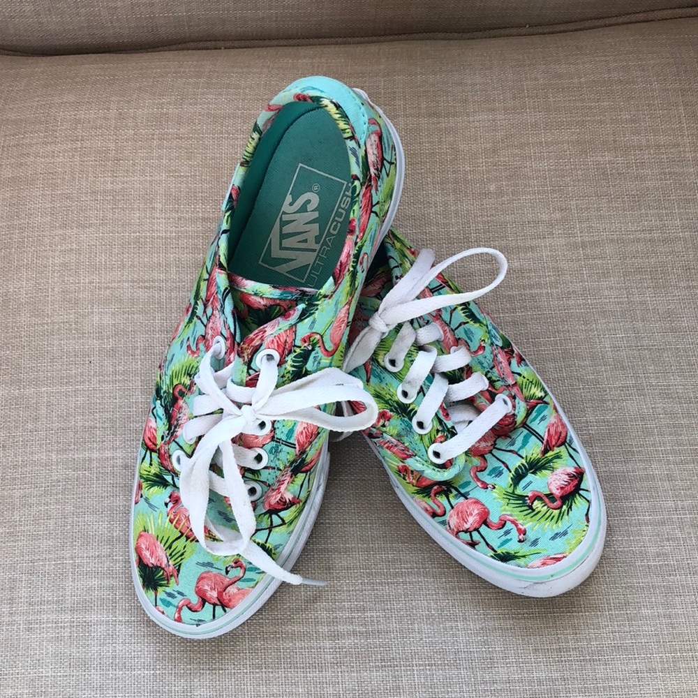 Flamingo Vans